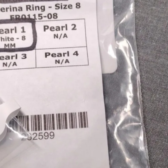 Katerina Ring Size 8 White Pearl 8MM Vantel Pearls *Retired* - Picture 6 of 7